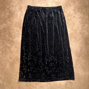 Vintage 90s Floral Print Velour Maxi Skirt A Line Elastic Waist Black Whimsigoth
